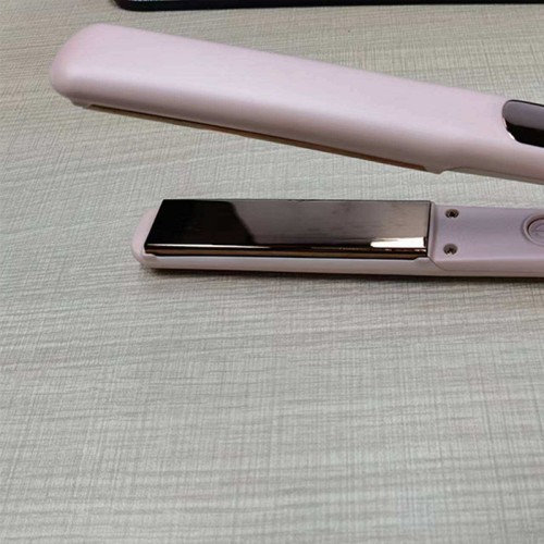 Touch-controlled nano-titanium plate hair straightener