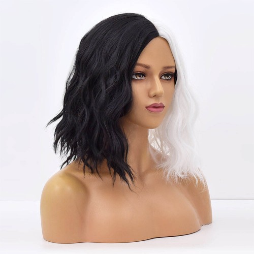 Half-black half-white short wavy wig